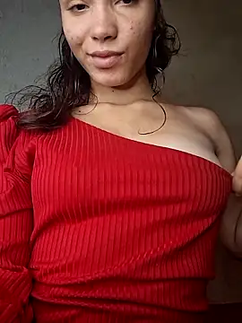 Snapshot of HelenHoltz chatting on 09-08-25, 02:38 HelenHoltz online show from 09-08-25, 02:38