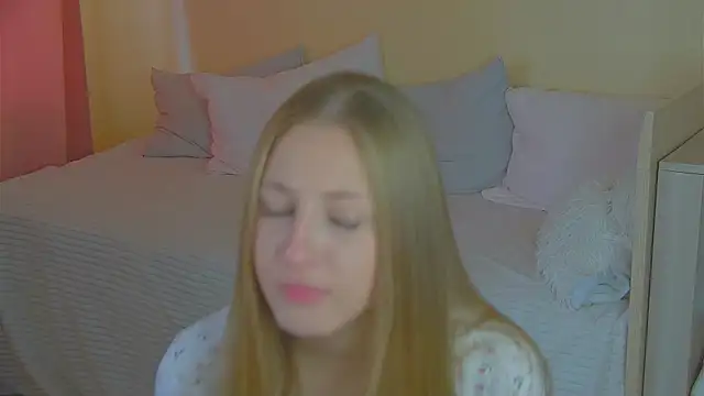 BritneyCruze online show from 09-25-25, 08:29