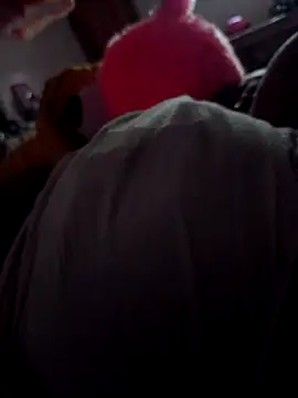 Snapshot of Cute_boleh chatting on 02-19-25, 01:51 Cute boleh online show from 02-19-25, 01:51