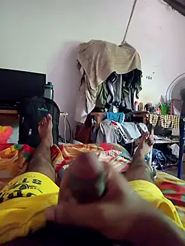 Snapshot of Cute_boleh chatting on 03-22-25, 03:41 Cute boleh online show from 03-22-25, 03:41