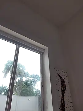 Snapshot of Alicia_barbie chatting on 02-09-25, 01:25 Alicia barbie online show from 02-09-25, 01:25