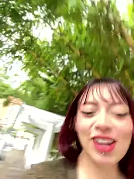 Snapshot of Alicia_barbie chatting on 02-01-26, 04:27 Alicia barbie online show from 02-01-26, 04:27