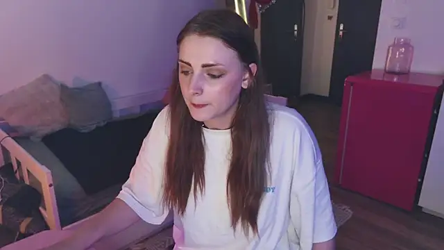 Snapshot of ce_leste__ chatting on 10-09-25, 09:46 ce leste online show from 10-09-25, 09:46