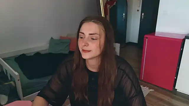 Snapshot of ce_leste__ chatting on 10-27-25, 01:59 ce leste online show from 10-27-25, 01:59