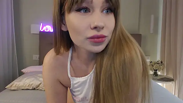 Snapshot of NoraLosttT chatting on 02-08-25, 05:50 NoraLosttT online show from 02-08-25, 05:50