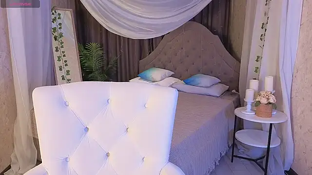 Soo dreamy online show from 10-26-25, 01:22