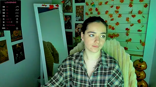 Bella XO online show from 11-16-25, 07:47