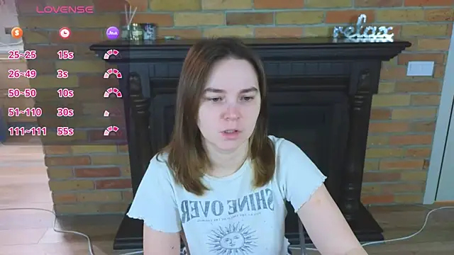 Snapshot of Ellie_Sunset chatting on 03-12-26, 09:04 Ellie Sunset online show from 03-12-26, 09:04