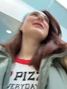 Snapshot of Dina_Tease chatting on 02-21-26, 11:11 Dina Tease online show from 02-21-26, 11:11