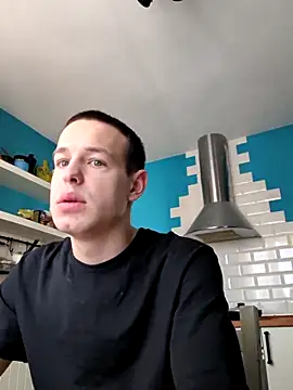 Snapshot of pretty_roman chatting on 02-06-26, 08:29 pretty roman online show from 02-06-26, 08:29