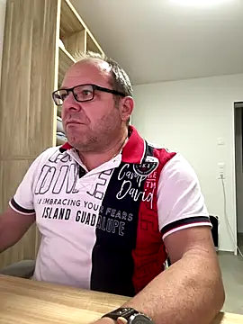 coupleLatinaLovers online show from 12-03-25, 06:10