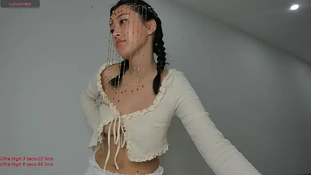 yumisunn online show from 12-27-24, 04:47