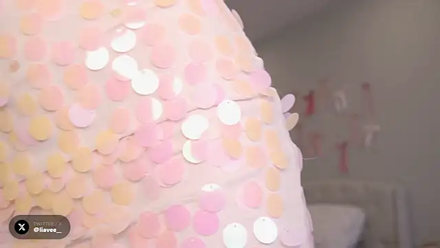 yumisunn online show from 06-24-26, 05:50