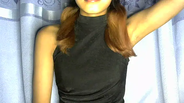 Snapshot of jassi-just18 chatting on 12-10-24, 12:05 jassi-just18 online show from 12-10-24, 12:05
