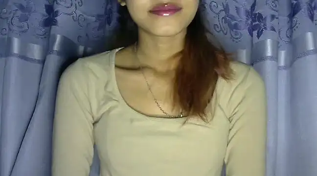 Snapshot of jassi-just18 chatting on 12-12-24, 03:48 jassi-just18 online show from 12-12-24, 03:48