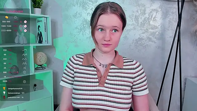 Snapshot of MaydaFoulk chatting on 01-26-25, 08:03 MaydaFoulk online show from 01-26-25, 08:03