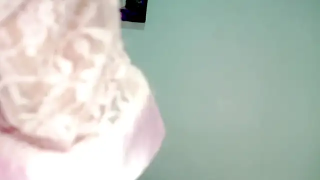 PetiteIvoryQueen19 online show from 05-07-26, 05:02