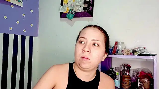 PetiteIvoryQueen19 online show from 05-22-26, 05:14