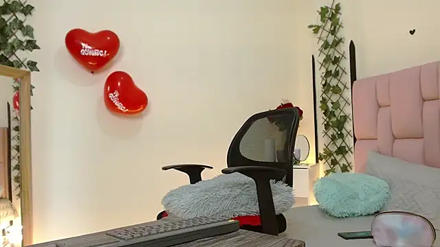 Snapshot of isabela_ferrer_ chatting on 02-14-25, 04:52 isabela ferrer online show from 02-14-25, 04:52