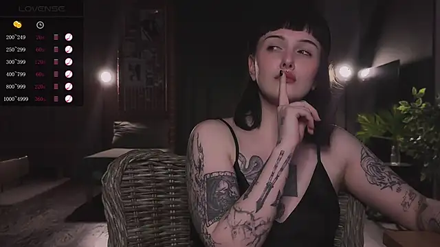 vinylstore online show from 12-14-24, 06:52