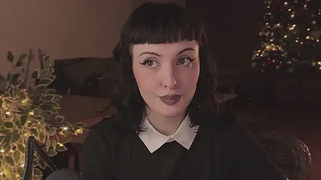 vinylstore online show from 12-18-24, 05:00