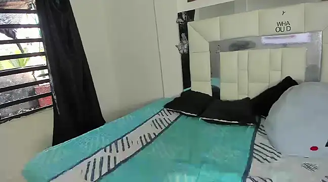 Sexy Alejandro  online show from 12-02-24, 11:56