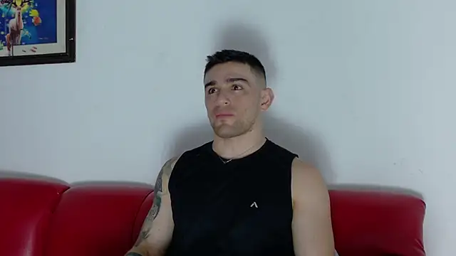 Sexy Alejandro  online show from 05-04-26, 06:04