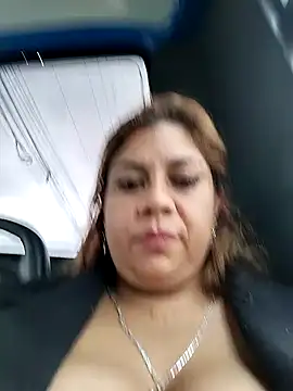 Snapshot of Laura-Hernandez chatting on 12-04-24, 08:40 Laura-Hernandez online show from 12-04-24, 08:40