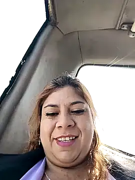 Snapshot of Laura-Hernandez chatting on 12-11-24, 03:58 Laura-Hernandez online show from 12-11-24, 03:58
