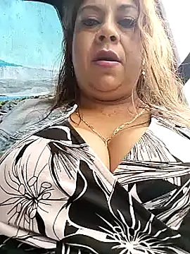 Snapshot of Laura-Hernandez chatting on 02-28-25, 03:26 Laura-Hernandez online show from 02-28-25, 03:26