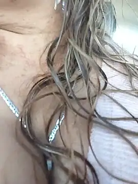 Laura-Hernandez online show from 01-07-26, 03:25