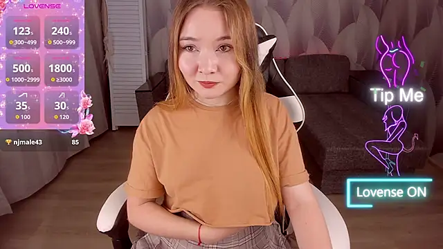 Snapshot of Melissa_Nets chatting on 10-11-25, 05:39 Melissa Nets online show from 10-11-25, 05:39