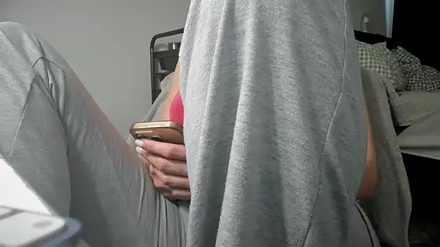 Snapshot of bigb00tyjudyyX chatting on 03-04-26, 02:34 bigb00tyjudyyX online show from 03-04-26, 02:34