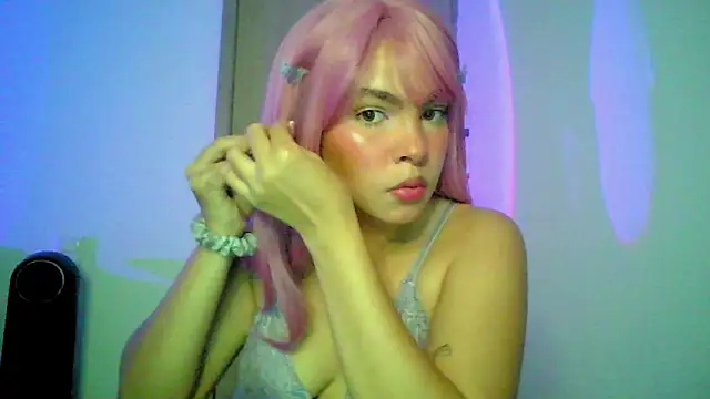 Kiri Cutee online show from 09-19-25, 04:14