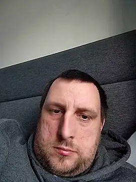 HE-M123 online show from 04-05-26, 06:27