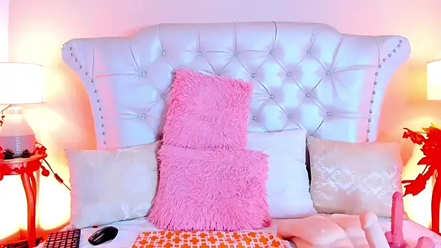 AliceLamore online show from 01-15-25, 02:46