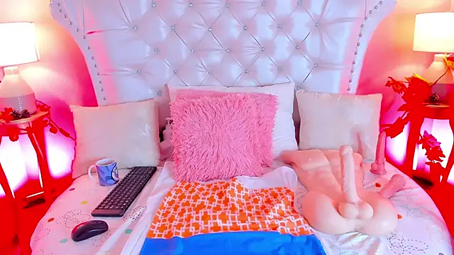AliceLamore online show from 01-22-25, 02:56