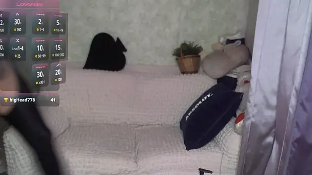 Snapshot of rossi_r chatting on 01-24-25, 07:18 rossi r online show from 01-24-25, 07:18