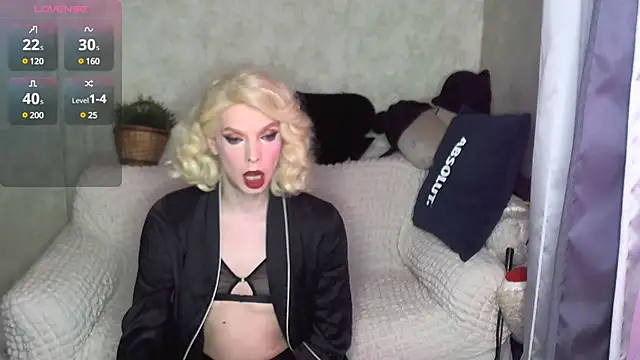 Snapshot of rossi_r chatting on 03-20-25, 04:09 rossi r online show from 03-20-25, 04:09