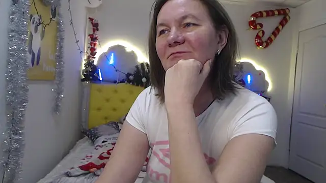 Snapshot of HolyMilfa chatting on 12-20-24, 01:54 HolyMilfa online show from 12-20-24, 01:54