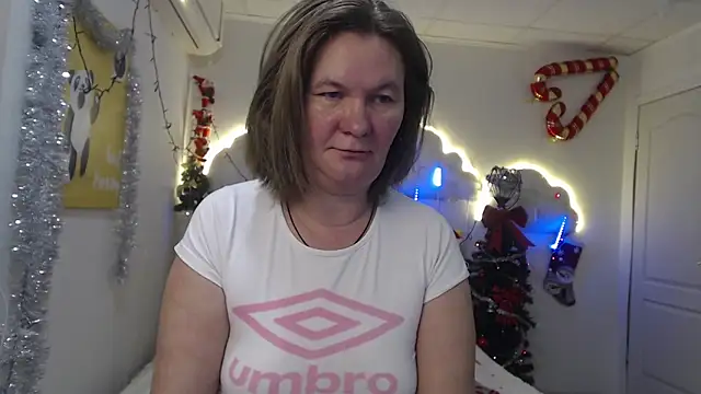 Snapshot of HolyMilfa chatting on 12-20-24, 04:57 HolyMilfa online show from 12-20-24, 04:57