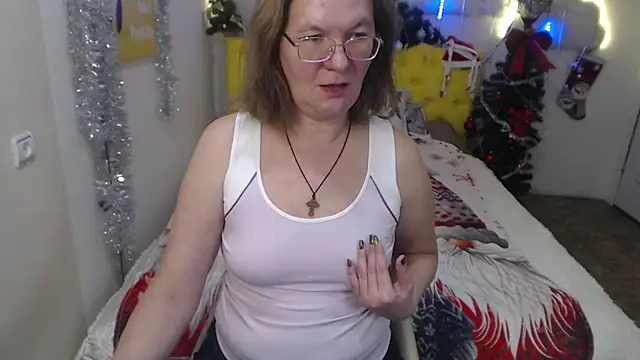 Snapshot of HolyMilfa chatting on 01-08-25, 10:59 HolyMilfa online show from 01-08-25, 10:59