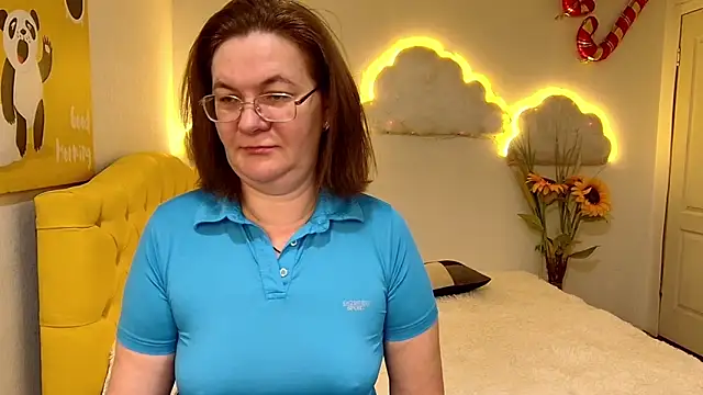 Snapshot of HolyMilfa chatting on 02-02-25, 07:41 HolyMilfa online show from 02-02-25, 07:41