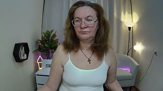 HolyMilfa online show from 05-07-26, 06:41