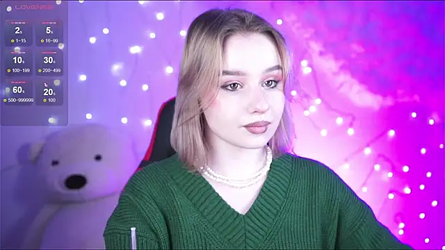 AdeleLoomis online show from 12-14-24, 11:45