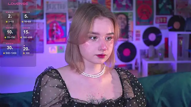 AdeleLoomis online show from 12-23-24, 08:14