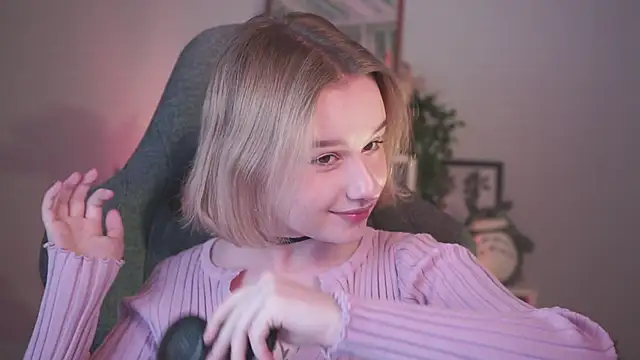 AdeleLoomis online show from 01-08-25, 08:39