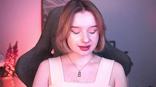 AdeleLoomis online show from 01-24-25, 08:22