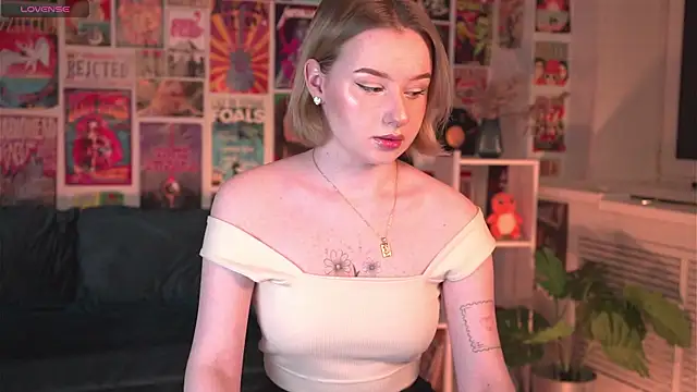 AdeleLoomis online show from 02-18-25, 02:16