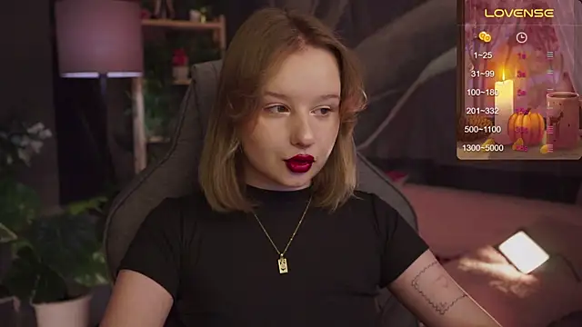 AdeleLoomis online show from 11-08-25, 02:12